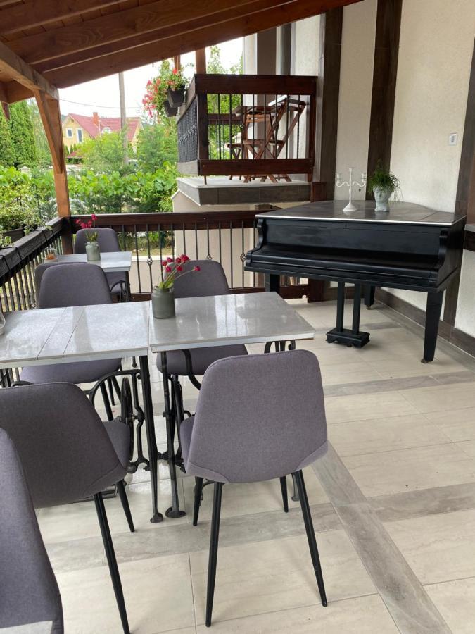 Platan Apartmanhaz Balatongyörök Dış mekan fotoğraf
